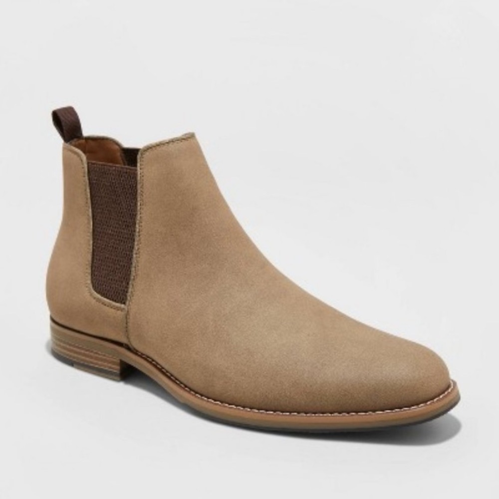 Ashford Chelsea Boots. Mens. Size 9. Brown/Tan. $45 Retail.